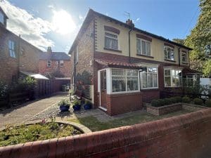 Manor Avenue, Scarborough